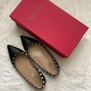 Black stud Valentino garavani shoes